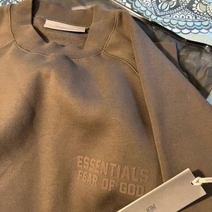ESSENTIALS FEAR OF GOD crew neck sweater size S